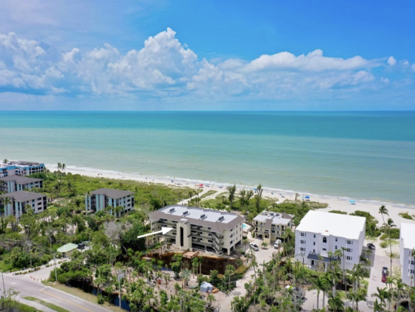 Sanibel Vacation Condo Sleeps Six Guests.